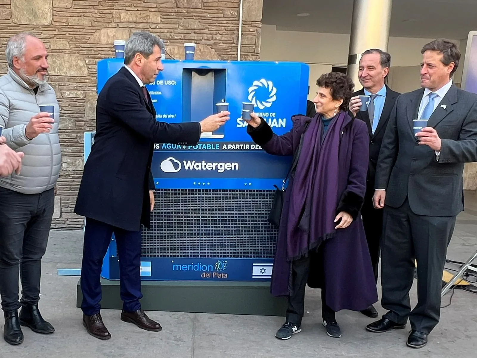 Watergen atmospheric water generator in San José, Argentina — field photo 14
