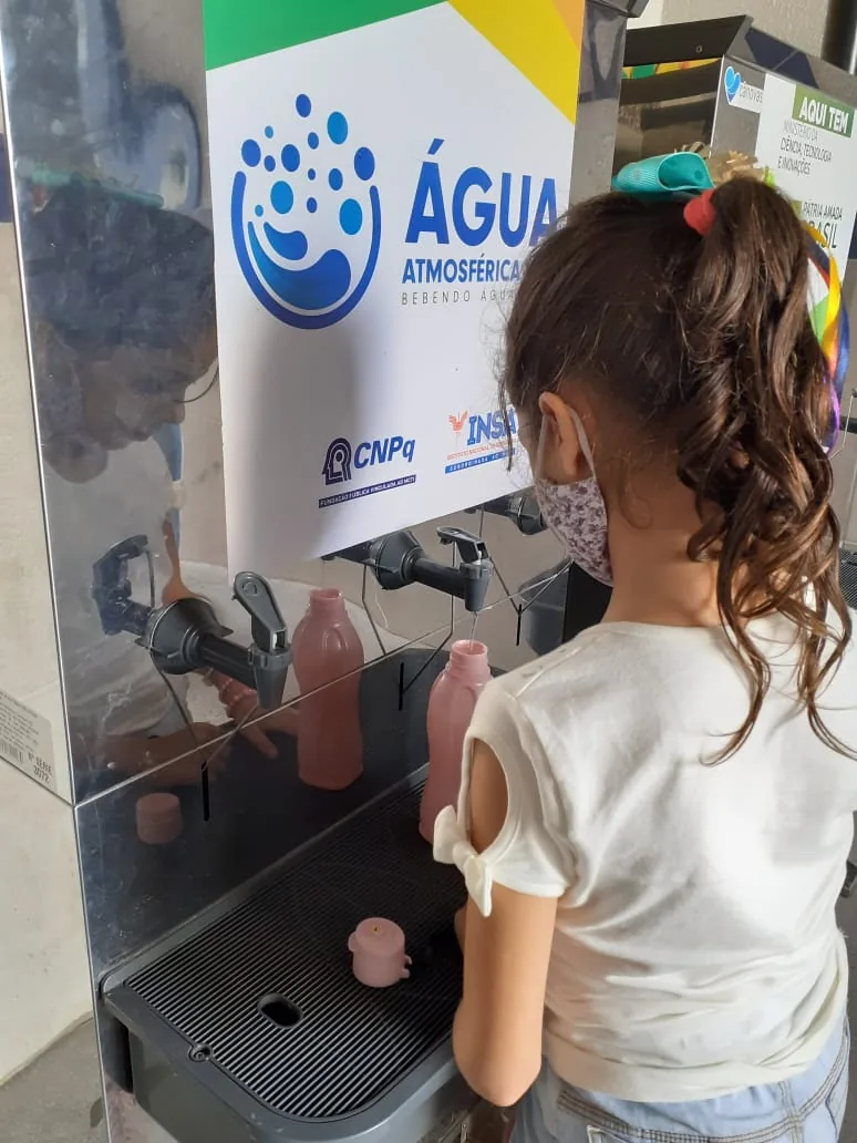 Watergen atmospheric water generator in Santana do Ipanema, Brazil — field photo 8