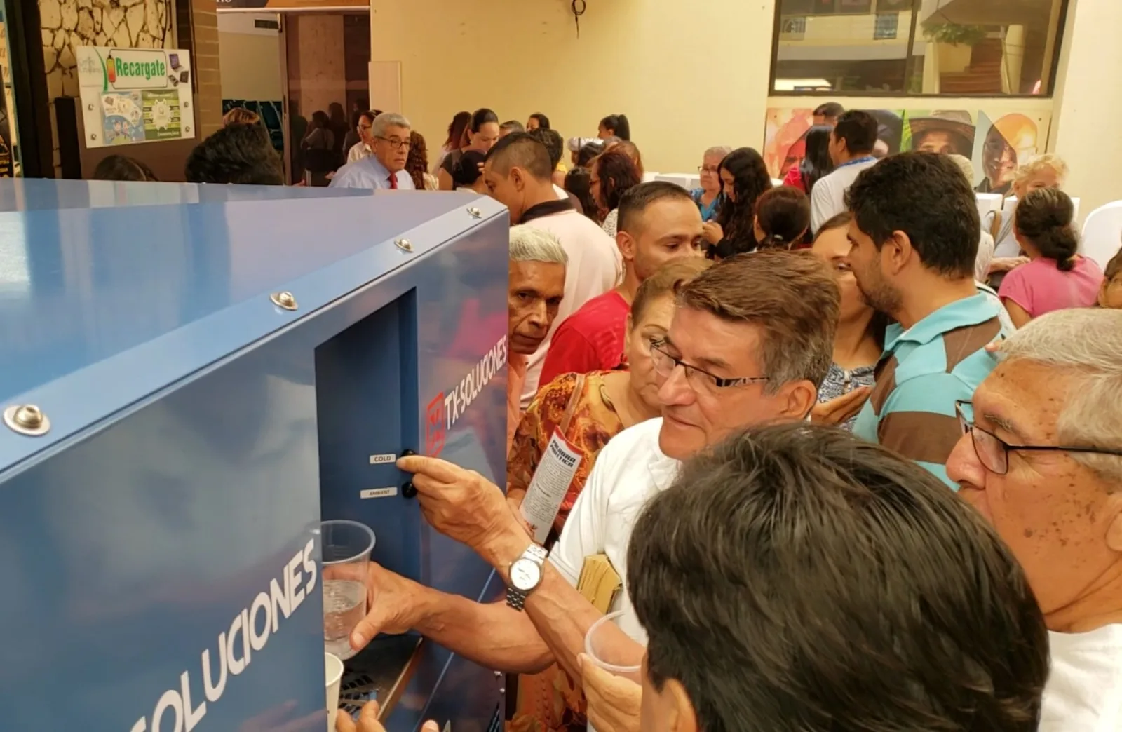 Watergen atmospheric water generator in Cúcuta, Colombia — field photo 3