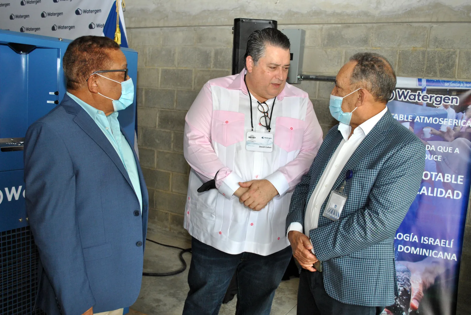 Watergen atmospheric water generator in Dominican Republic — field photo 2