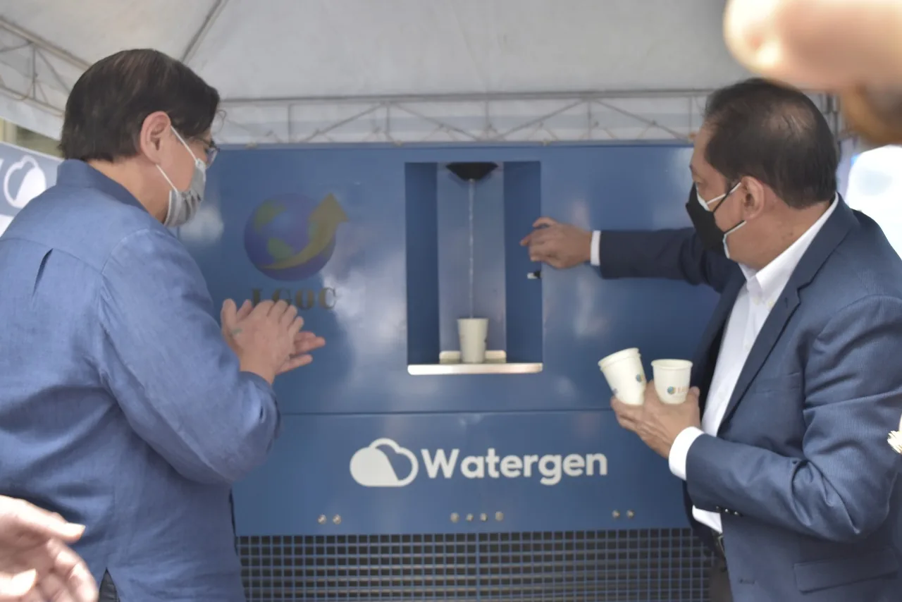 Генератор атмосферной воды Watergen. Филиппины — фото 3