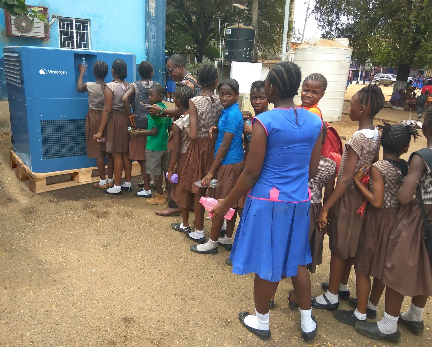 Watergen atmospheric water generator in Sierra Leone — field photo 1