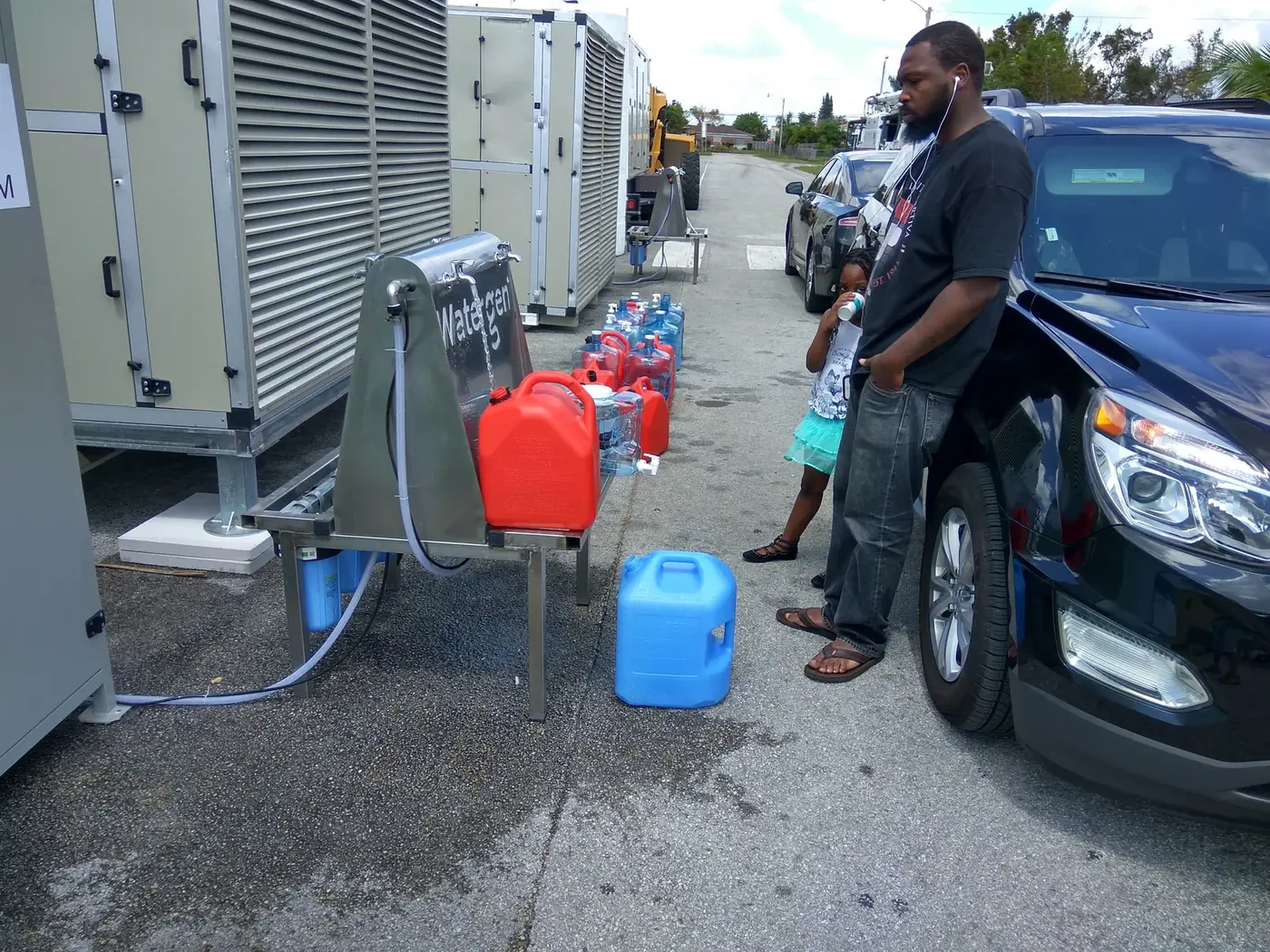 Watergen atmospheric water generator in Florida, United States — field photo 3