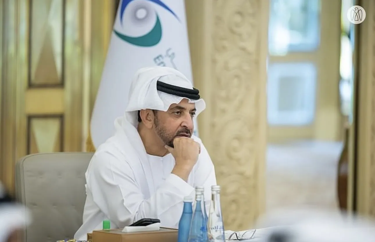 Sheikh Hamdan bin Zayed Al Nahyan at an official meeting with Ma Hawa bottles on the table