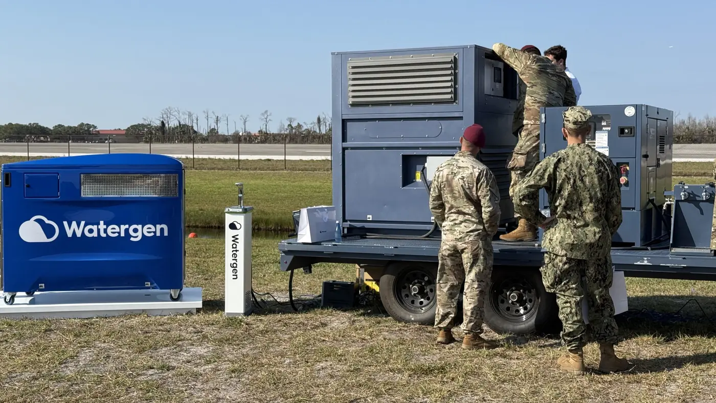 Watergen deployment at a work site